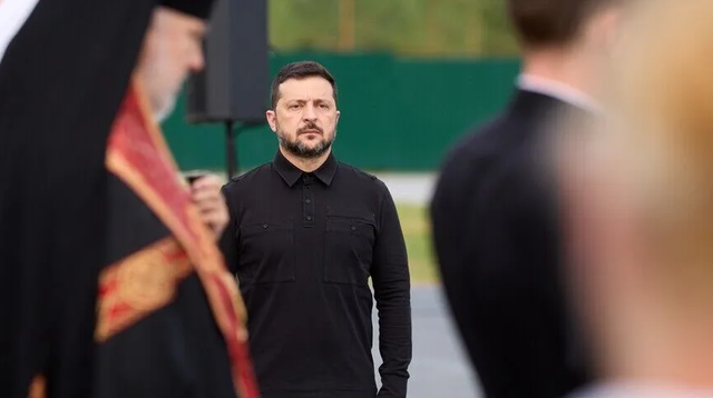 Ông Zelensky: Ukraine sẵn sàng đàm phán ở địa điểm do Mỹ đề xuất, chờ phản ứng của Nga - Ảnh 1.