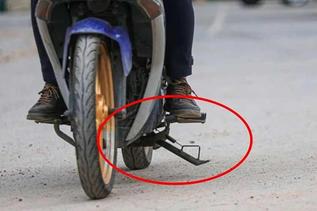 Đi xe máy quên làm điều này, mức phạt cao nhất tới 14 triệu đồng - Ảnh 1.