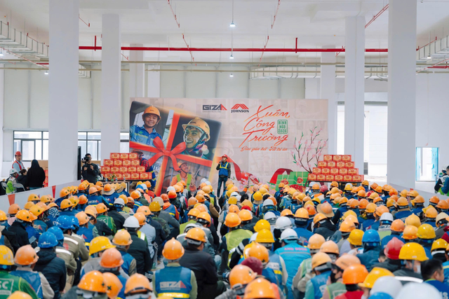 Đem "sắc xu&acirc;n" về tr&ecirc;n c&aacute;c c&ocirc;ng trường x&acirc;y dựng- Ảnh 1.