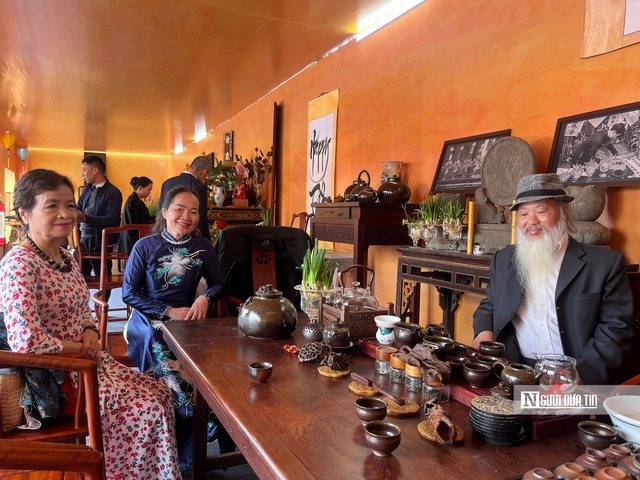 &ldquo;Tết 3 miền&rdquo; giữa l&ograve;ng Ho&agrave;ng th&agrave;nh: Đi một v&ograve;ng chạm trọn hồn xu&acirc;n Việt- Ảnh 8.