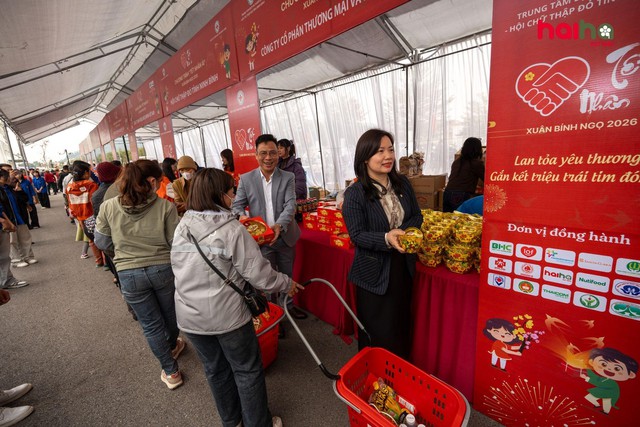 Thương hiệu b&aacute;nh kẹo Hải H&agrave; đồng h&agrave;nh c&ugrave;ng cộng đồng trong h&agrave;nh tr&igrave;nh giữ g&igrave;n Tết Việt Xu&acirc;n 2026 - Ảnh 3.