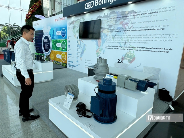 Tp.HCM: C&ocirc;ng nghệ ng&agrave;y c&agrave;ng ph&aacute;t triển, giải ph&aacute;p n&agrave;o đ&aacute;p ứng nguồn nh&acirc;n lực c&ocirc;ng nghệ cao- Ảnh 1.