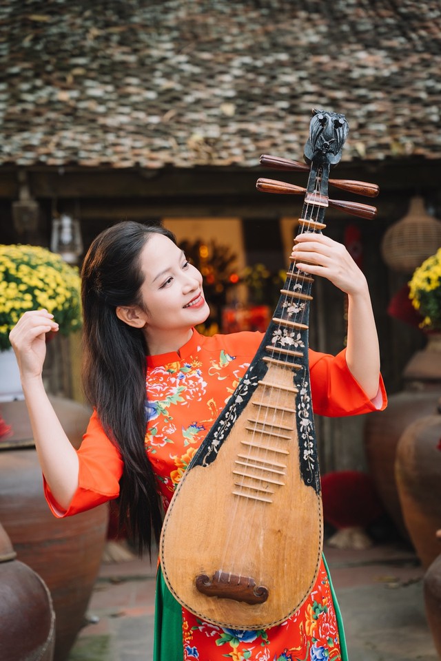 Diệu Thảo của "Ph&iacute;a trước l&agrave; bầu trời", giờ l&agrave; giảng vi&ecirc;n &acirc;m nhạc - Ảnh 2.