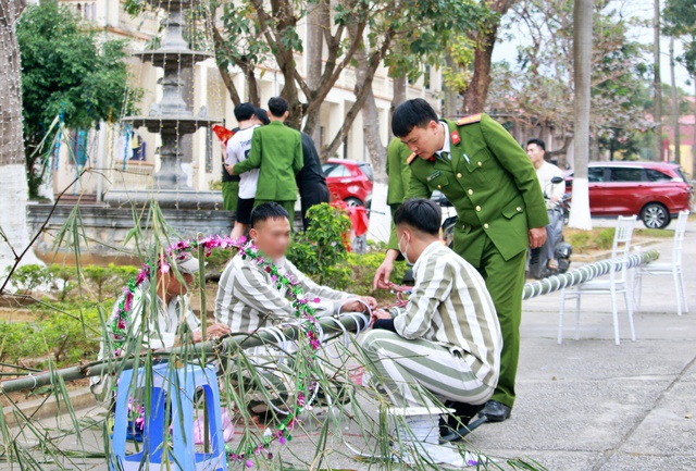 Tết sau song sắt: Điểm tựa để người lầm lỡ hướng về ngày trở lại - Ảnh 1.