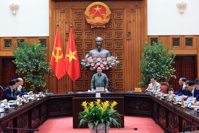 Thủ tướng: Hoàn thành xây mới cầu sông Lô trong vòng 1 năm- Ảnh 1. Thủ tướng: Hoàn thành xây mới cầu sông Lô trong vòng 1 năm- Ảnh 1.