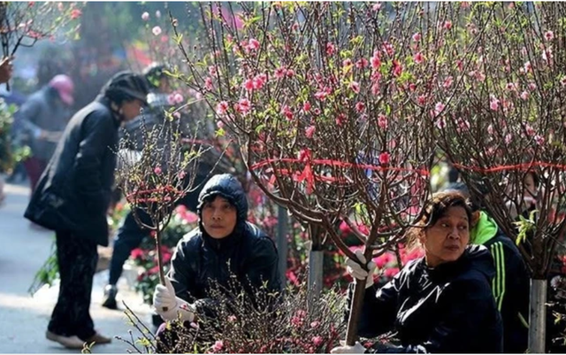 Dự báo thời tiết 15/2: Miền Bắc sắp đón đợt không khí lạnh cực mạnh, trời mưa rét trở lại - Ảnh 1.