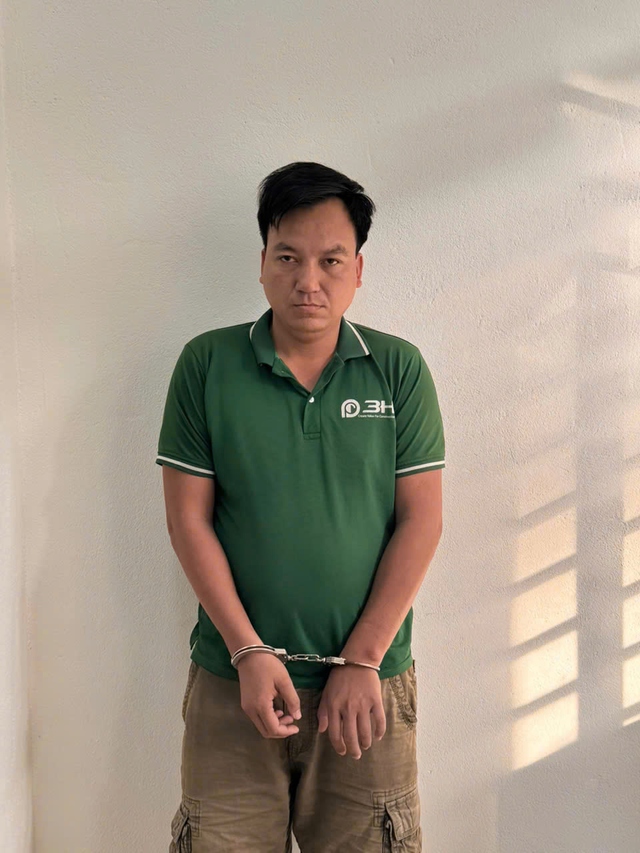 Bắt đối tượng truy n&atilde; lừa vận chuyển h&agrave;ng h&oacute;a, chiếm đoạt tiền của nhiều t&agrave;i xế- Ảnh 1.