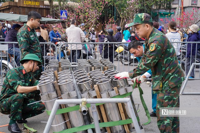 H&agrave; Nội: Bố tr&iacute; nh&acirc;n vi&ecirc;n y tế, xe cứu thương t&uacute;c trực 24/24 phục vụ bắn ph&aacute;o hoa Tết Nguy&ecirc;n đ&aacute;n- Ảnh 3.