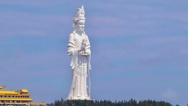 Chi&ecirc;m b&aacute;i tượng Phật Quan &Acirc;m cao nhất Đ&ocirc;ng Nam &Aacute; ở Quảng Ng&atilde;i- Ảnh 2.