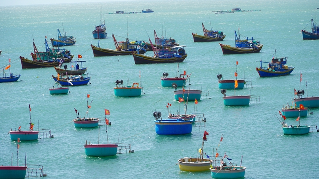 Tầm nh&igrave;n biển xanh của L&acirc;m Đồng: Từ lợi thế tự nhi&ecirc;n đến cực tăng trưởng mới- Ảnh 1.