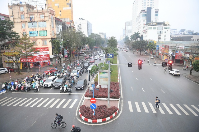 Đường H&agrave; Nội th&ocirc;ng tho&aacute;ng trong ng&agrave;y đầu l&agrave;m việc sau Tết- Ảnh 11.