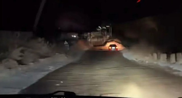 Xem camera, con g&aacute;i lập tức về nh&agrave; khi thấy h&agrave;nh động của bố - Ảnh 2.