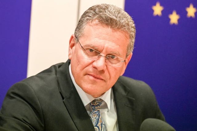 EU mất ki&ecirc;n nhẫn sau đe dọa &aacute;p thuế mới nhất của &ocirc;ng Trump - Ảnh 1.