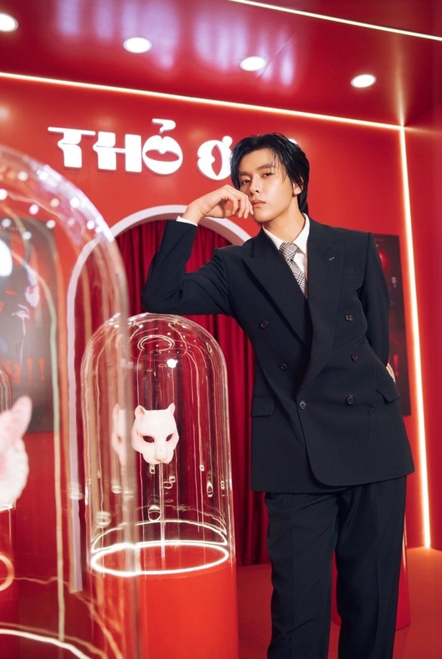 Mỹ nam cao 1m92 phim "Thỏ ơi": Từ hot boy đại học đến nam ch&iacute;nh phim Tết của Trấn Th&agrave;nh - Ảnh 1.