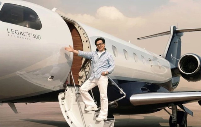 "Si&ecirc;u sao v&otilde; thuật" tuổi Ngọ xuất th&acirc;n từ vai quần ch&uacute;ng, U80 vẫn tỏa s&aacute;ng- Ảnh 2.