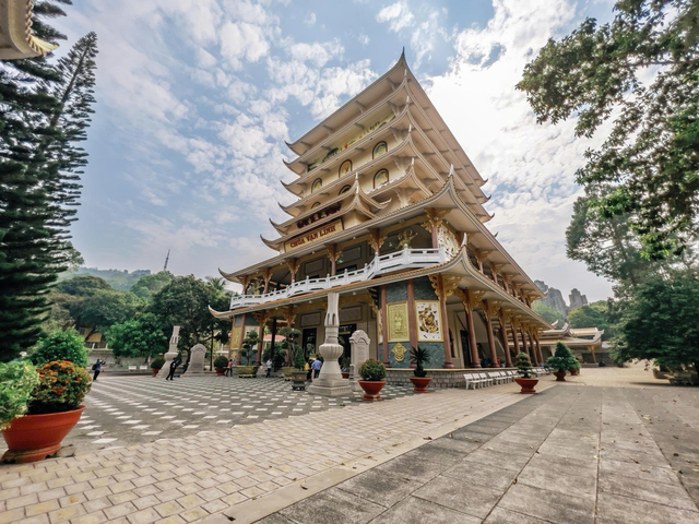 N&uacute;i Cấm &ndash; hạt nh&acirc;n du lịch t&acirc;m linh tại ĐBSCL - Ảnh 3.