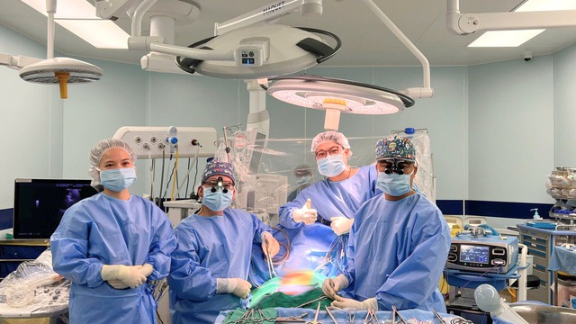 Ca gh&eacute;p tạng đặc biệt trong ng&agrave;y Tết tại Vinmec cứu sống b&eacute; trai 3 tuổi xơ gan giai đoạn cuối - Ảnh 1.