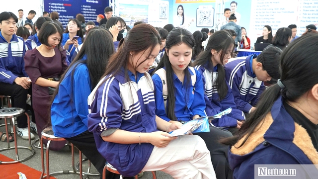 Hơn 70.000 vị tr&iacute; việc l&agrave;m chờ lao động Nghệ An sau Tết Nguy&ecirc;n đ&aacute;n- Ảnh 3.