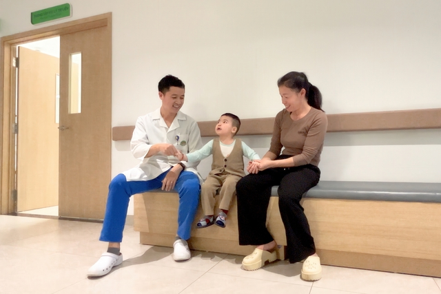 Em b&eacute; ở Th&aacute;i Nguy&ecirc;n sống thực vật sau đuối nước "hồi sinh" kỳ diệu- Ảnh 3.