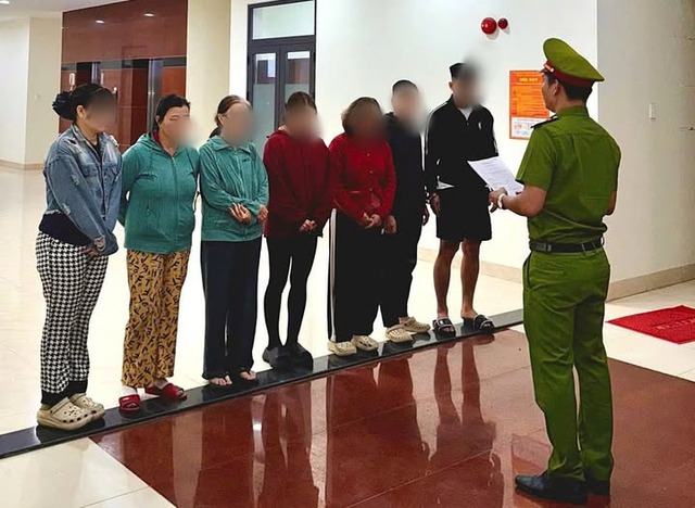 Triệt ph&aacute; đường d&acirc;y c&aacute; cược l&ocirc; đề, giao dịch hơn 20 tỷ đồng- Ảnh 1.