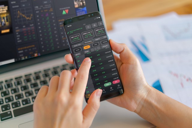 Doanh nhân tuổi Ngọ Phạm Minh Hương - nữ tướng đứng sau hành trình tăng trưởng của VNDIRECT- Ảnh 2. Doanh nhân tuổi Ngọ Phạm Minh Hương - nữ tướng đứng sau hành trình tăng trưởng của VNDIRECT- Ảnh 2.