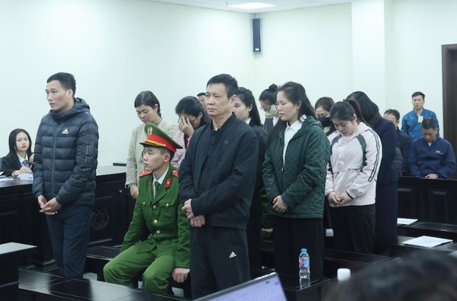 "B&agrave; tr&ugrave;m" đường d&acirc;y bu&ocirc;n lậu 546 kg v&agrave;ng bị đề nghị đến 13 năm t&ugrave;- Ảnh 1.