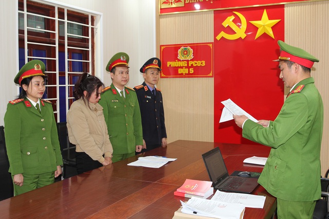 Thủ đoạn của chủ cơ sở sản xuất 60.000 l&iacute;t giấm chứa axit acetic- Ảnh 3.