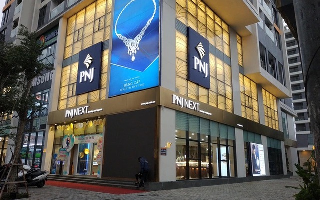 Gi&aacute; v&agrave;ng lập đỉnh, PNJ &ldquo;bỏ t&uacute;i&rdquo; gần 10.000 tỷ đồng trong qu&yacute; IV- Ảnh 1.