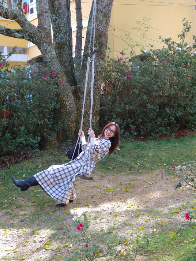 Ca sĩ T&oacute;c Ti&ecirc;n "đốn tim" người h&acirc;m mộ b&ecirc;n hoa mai anh đ&agrave;o - Ảnh 5.