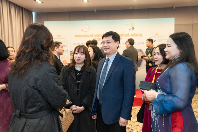 Huế khai mở sức mạnh ng&agrave;nh c&ocirc;ng nghiệp kh&ocirc;ng kh&oacute;i (Kỳ cuối): X&acirc;y dựng điểm đến di sản chiều s&acirc;u, kh&ocirc;ng chạy theo sự s&ocirc;i động- Ảnh 2.