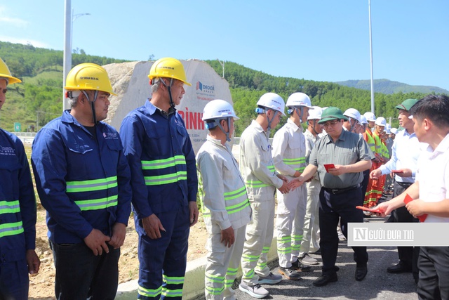 Thủ tướng Phạm Minh Ch&iacute;nh: Khai th&aacute;c hiệu quả cao tốc nối Quảng Ng&atilde;i- Gia Lai, quy hoạch kh&ocirc;ng gian ph&aacute;t triển mới- Ảnh 2.