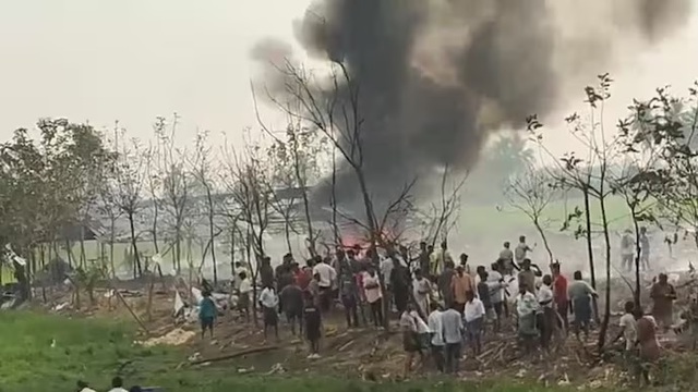 Nổ lớn tại nhà máy sản xuất pháo hoa, 10 người tử vong- Ảnh 1. Nổ lớn tại nhà máy sản xuất pháo hoa, 10 người tử vong- Ảnh 1.