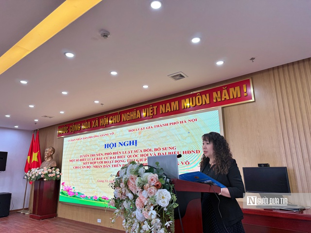 Tuy&ecirc;n truyền, phổ biến quy định ph&aacute;p luật về Bầu cử ĐBQH v&agrave; HĐND c&aacute;c cấp cho người d&acirc;n - Ảnh 2.