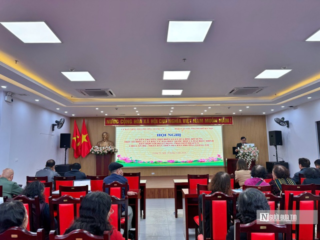 Tuy&ecirc;n truyền, phổ biến quy định ph&aacute;p luật về Bầu cử ĐBQH v&agrave; HĐND c&aacute;c cấp cho người d&acirc;n - Ảnh 6.