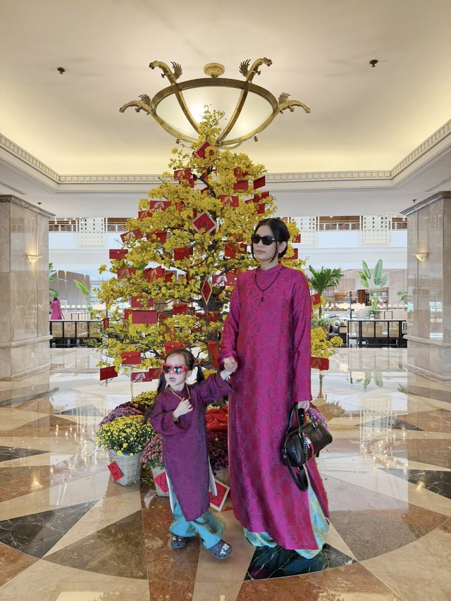 "Mỹ nh&acirc;n ăn chay", U40 nhan sắc thăng hạng vừa c&ocirc;ng khai con g&aacute;i 4 tuổi - Ảnh 12.