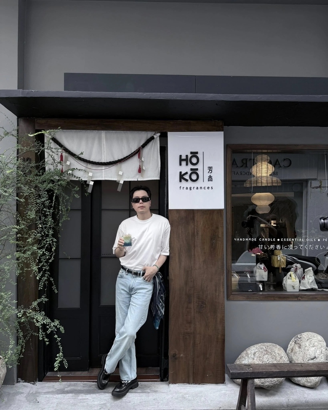 Hoa hậu Thanh Thuỷ lộ ảnh hẹn h&ograve;, gia thế bạn trai g&acirc;y bất ngờ - Ảnh 6.