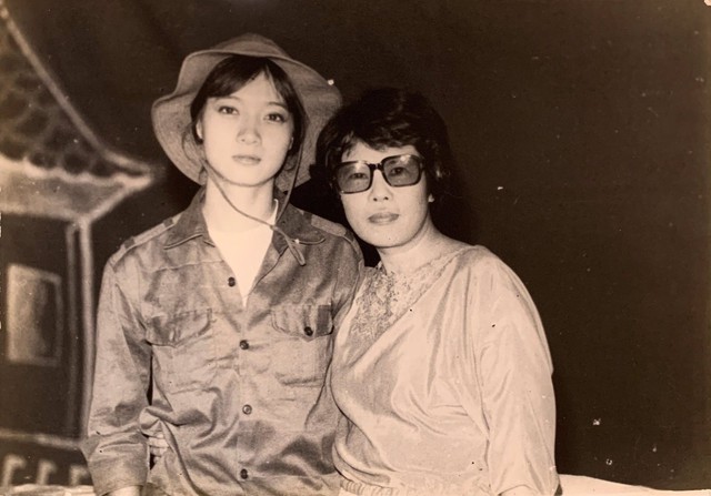 Nữ NSND với hình ảnh hiếm khi còn trẻ, vẻ đẹp làm xao xuyến lòng người- Ảnh 13. Nữ NSND với hình ảnh hiếm khi còn trẻ, vẻ đẹp làm xao xuyến lòng người- Ảnh 13.