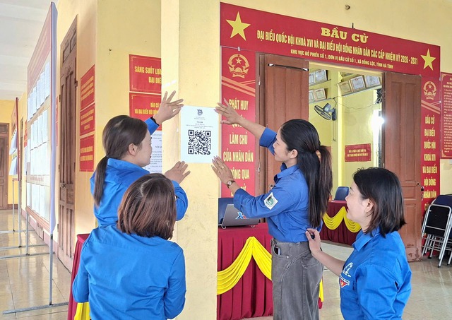 Trước giờ bầu cử: Kh&iacute; thế rộn r&agrave;ng tr&ecirc;n qu&ecirc; hương X&ocirc; viết Nghệ Tĩnh- Ảnh 7.