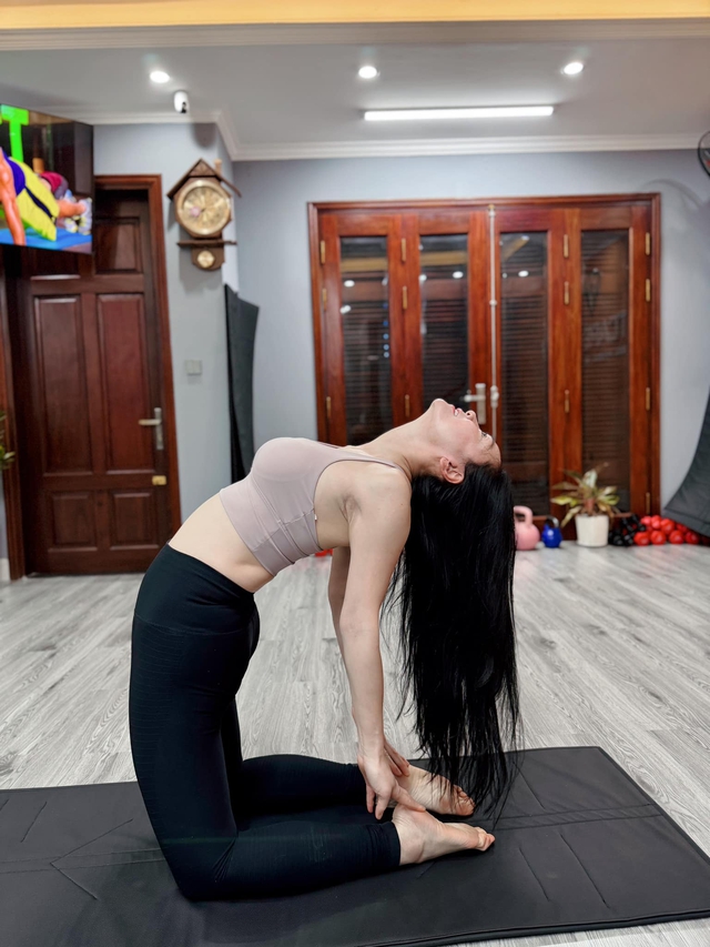 Nữ NSƯT c&oacute; đ&ocirc;i mắt buồn nhất Việt Nam: L&agrave; mẹ đơn th&acirc;n, U50 sống một m&igrave;nh trong căn hộ rộng 131m2 - Ảnh 5.