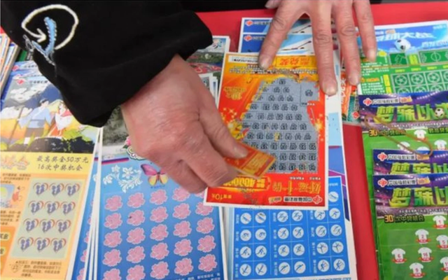 Người đ&agrave;n &ocirc;ng tr&uacute;ng số độc đắc v&agrave; c&aacute;i kết đầy bi thảm- Ảnh 1.