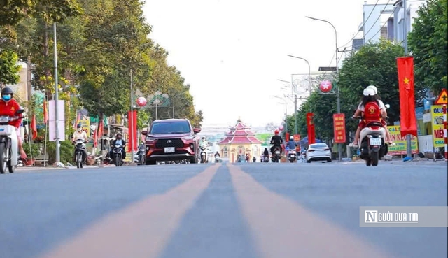 B&iacute; thư Tỉnh ủy, Chủ tịch UBND tỉnh c&ugrave;ng hơn 2 triệu cử tri T&acirc;y Ninh thực hiện quyền c&ocirc;ng d&acirc;n- Ảnh 2.