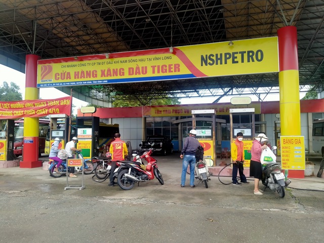 Agribank rao bán khoản nợ gần 1.400 tỷ đồng của “đại gia xăng dầu” miền Tây - Ảnh 1.