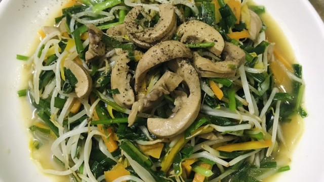 Lợi ích khó tin từ món ăn bị nhiều người chê vì mùi tanh và lo ngại cholesterol cao - Ảnh 1.