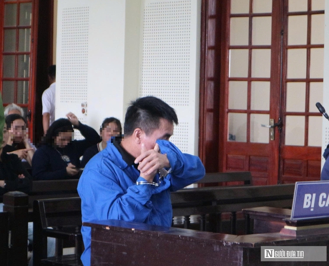 Giọt nước mắt muộn m&agrave;ng của người chồng &ldquo;n&iacute;u k&eacute;o&rdquo; vợ bằng dao- Ảnh 2.