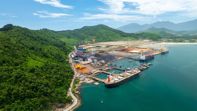 Huế đ&oacute;n s&oacute;ng "v&agrave;ng" từ du lịch t&agrave;u biển quốc tế (kỳ 1): Mở rộng dư địa tăng trưởng du lịch cao cấp - Ảnh 3.