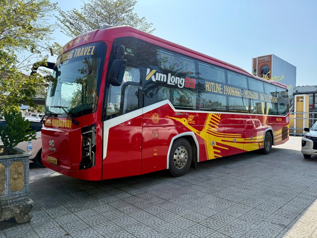 Xử l&yacute; nghi&ecirc;m xe kh&aacute;ch bị tước kiểm định vẫn &lsquo;l&eacute;n l&uacute;t&rsquo; chở kh&aacute;ch chạy Bắc-Nam- Ảnh 1.