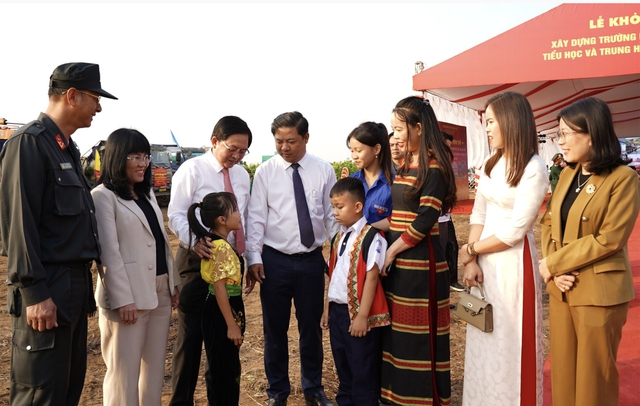 Đắk Lắk khởi c&ocirc;ng x&acirc;y dựng trường nội tr&uacute; thứ 5 cho học sinh v&ugrave;ng bi&ecirc;n- Ảnh 2.