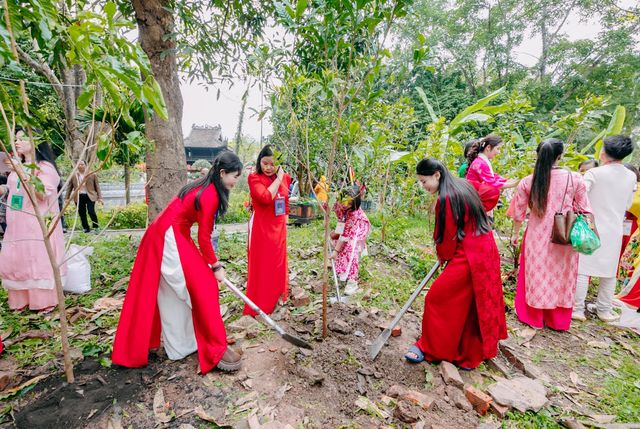 600 đại biểu trồng c&acirc;y tại "Vườn c&acirc;y ơn B&aacute;c" - Ảnh 1.