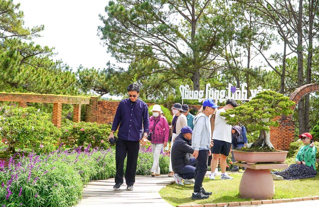 Đẩy mạnh k&iacute;ch cầu, mở rộng kết nối đường bộ du lịch lịch khi s&acirc;n bay Li&ecirc;n Khương tạm đ&oacute;ng cửa - Ảnh 6.