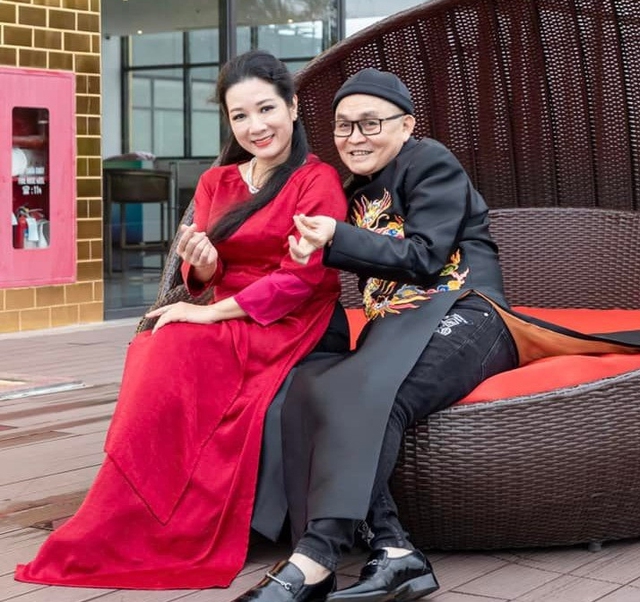 Nữ NSƯT nức tiếng showbiz trở th&agrave;nh "c&ocirc; d&acirc;u" ở tuổi xế chiều c&ugrave;ng danh h&agrave;i Xu&acirc;n Hinh g&acirc;y ch&uacute; &yacute; - Ảnh 4.